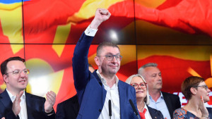 Στη Βόρεια Μακεδονία πλέον θα κυβερνούν οι εθνικιστές